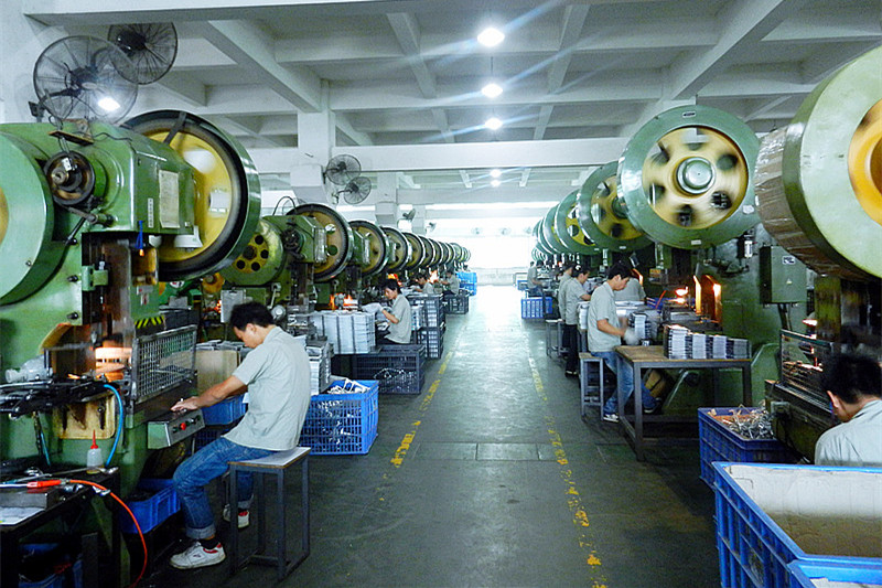 五金车间